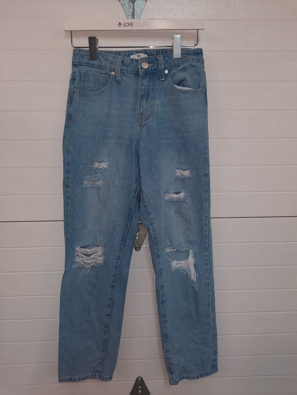 Distressed Light Blue High-Waist Mom Jeans